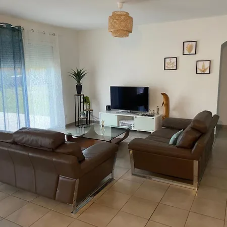 別荘 Chez Saby & Nico Boos